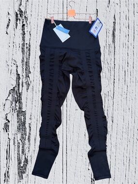 NWT Sweetflexx Resistance Leggings